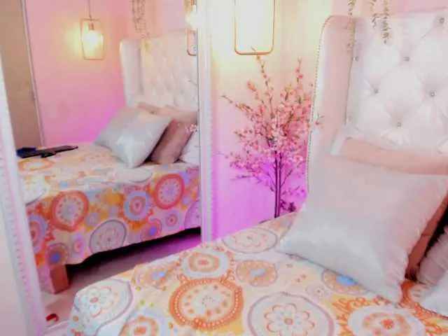 Natali3855 – webcam model profile photo Image 2