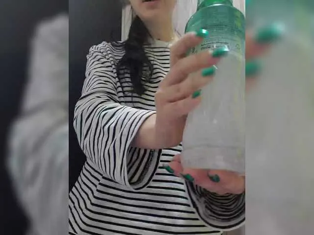 MarilynRainbow – webcam model profile photo Image 4