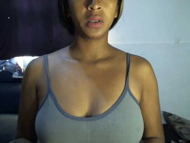 prettiy21 – webcam model profile photo