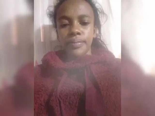 molochnaya000 – webcam model profile photo Image 13