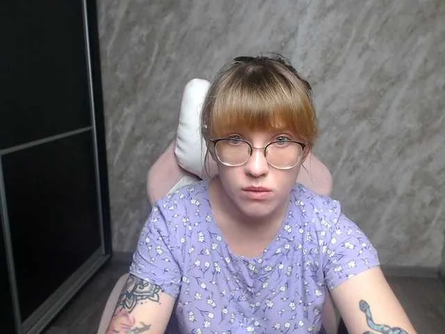 SusyBlair – webcam model profile photo Image 2