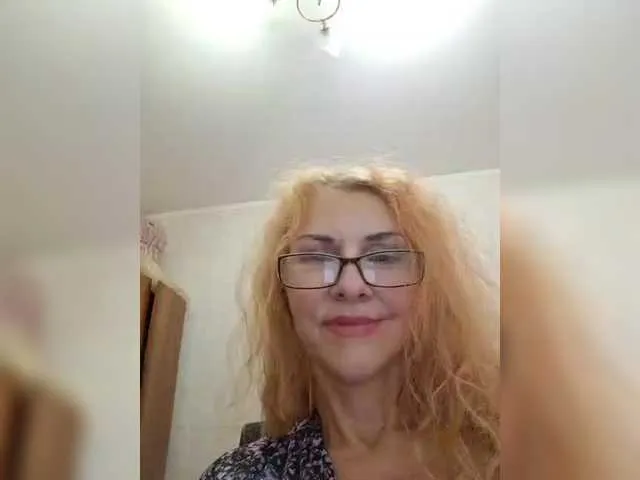 DennyDular – webcam model profile photo Image 3