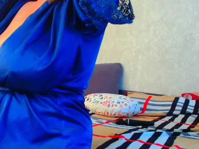 miaXmoon – webcam model profile photo Image 7