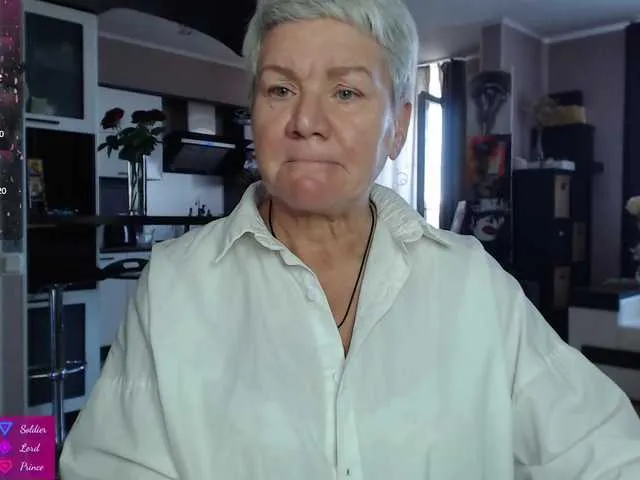 Silviyaa – webcam model profile photo Image 19