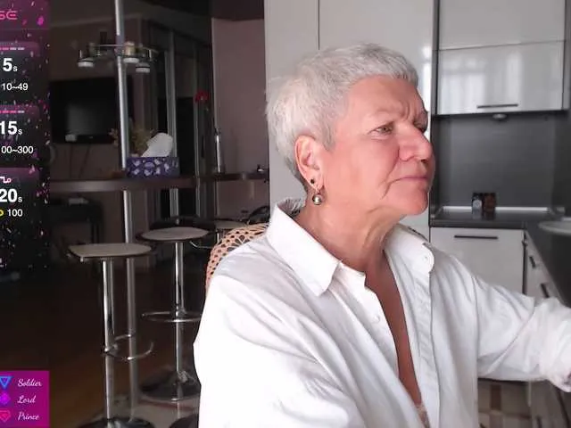 Silviyaa – webcam model profile photo Image 7