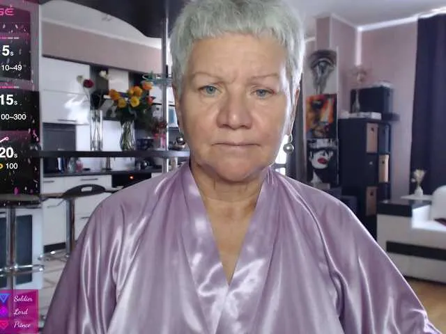 Silviyaa – webcam model profile photo Image 8