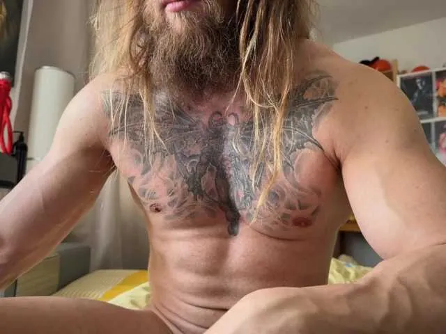 British_EmJess – webcam model profile photo Image 5