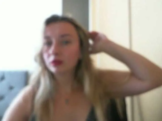 SofiaSins – webcam model profile photo Image 13