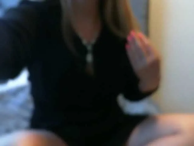 SofiaSins – webcam model profile photo Image 3