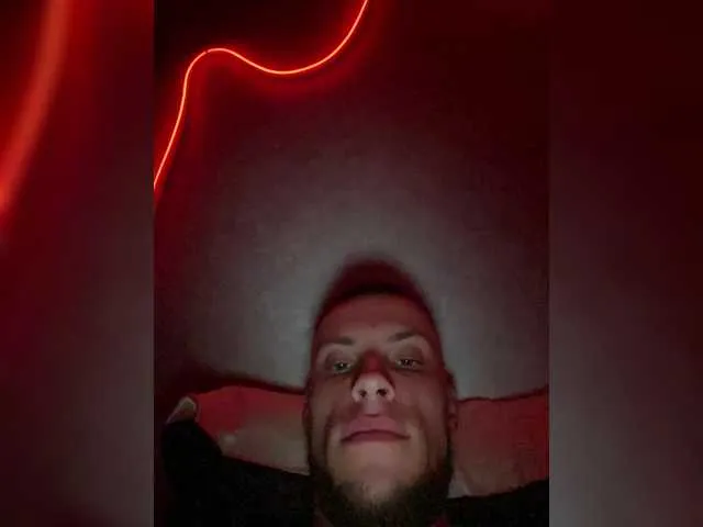 Hotforunow – webcam model profile photo Image 2