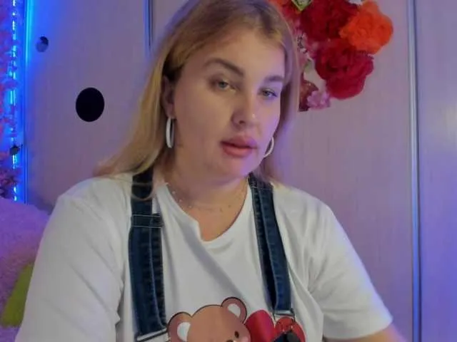 blondeambitionnn – webcam model profile photo Image 6