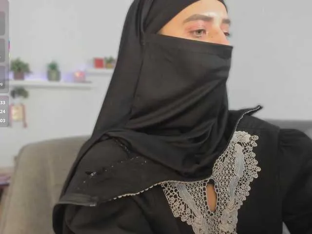 SofiaSins – webcam model profile photo Image 17