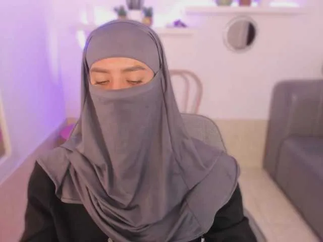 SofiaSins – webcam model profile photo Image 6