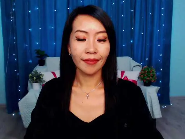 ANGELALADI – webcam model profile photo Image 3