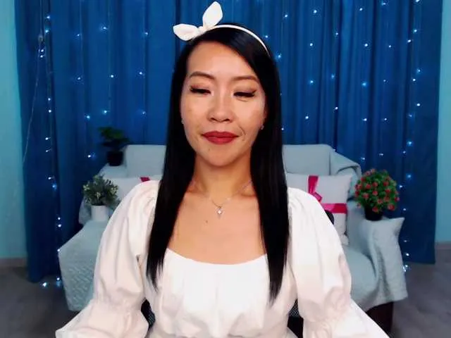 ANGELALADI – webcam model profile photo Image 8