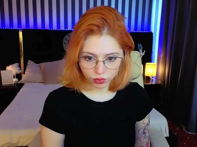 BlondeScarlettx – webcam model profile photo Image 13