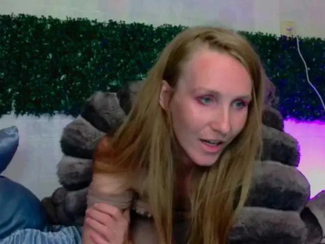 VioletchelseaBabesatation – webcam model profile photo Image 13