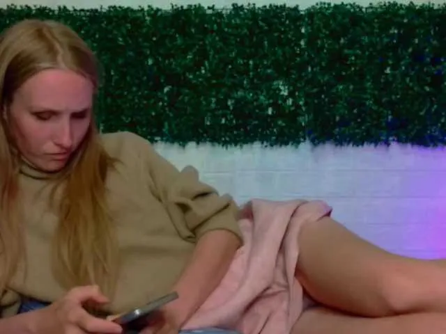 VioletchelseaBabesatation – webcam model profile photo Image 18