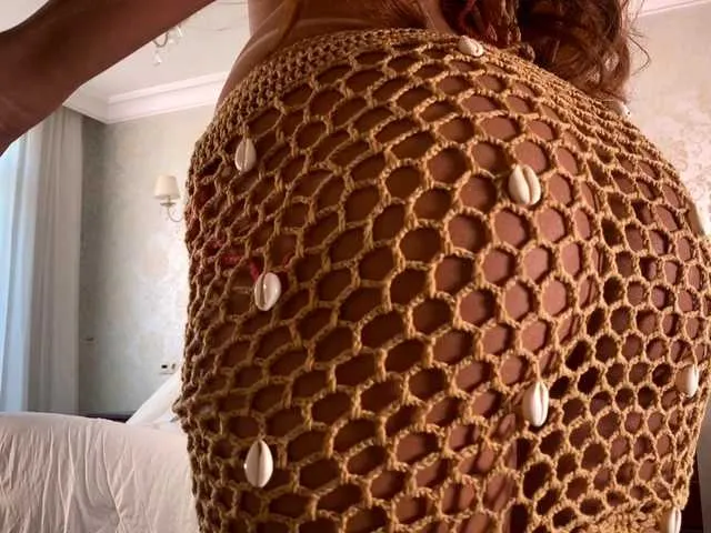 relishsavor – webcam model profile photo Image 2