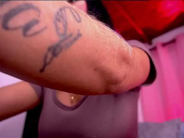 MarilynRainbow – webcam model profile photo Image 2