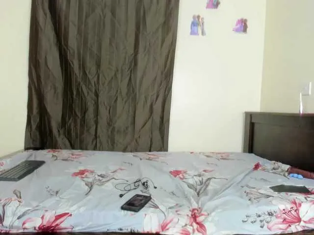 SilviaPastori – webcam model profile photo Image 9