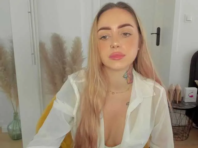 BabeBeth40 – webcam model profile photo Image 14