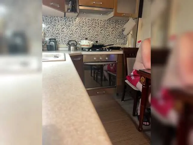 BabeBeth40 – webcam model profile photo Image 8