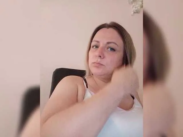 Blondebunny30 – webcam model profile photo Image 14