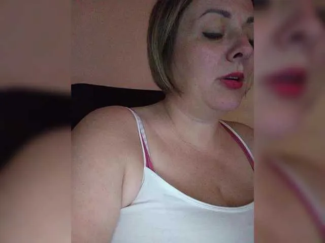 Blondebunny30 – webcam model profile photo Image 17