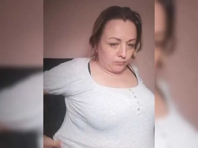 Blondebunny30 – webcam model profile photo Image 4