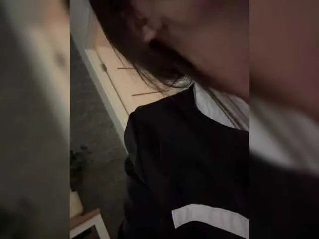 Loli_Belle – webcam model profile photo Image 5