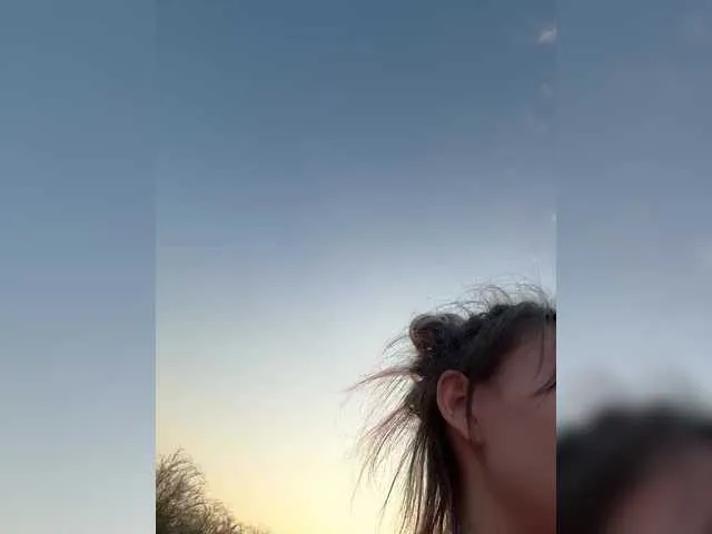 Loli_Belle – webcam model profile photo Image 9