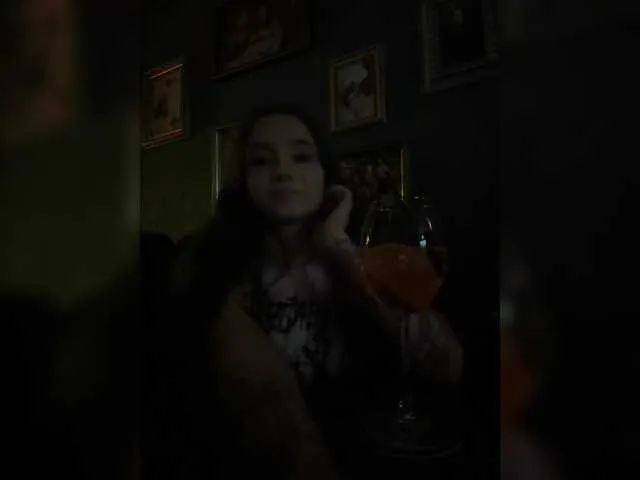 KarinaKokhana – webcam model profile photo Image 15