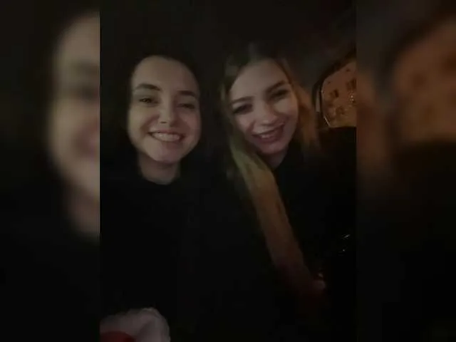 KarinaKokhana – webcam model profile photo Image 5