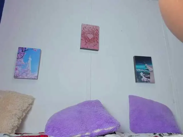 blondeangel_4u2 – webcam model profile photo Image 6