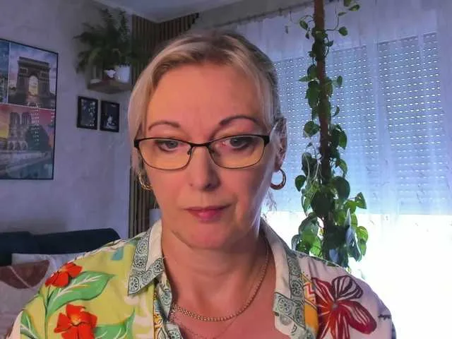 00hottits1991 – webcam model profile photo Image 14