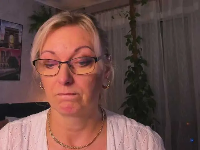 00hottits1991 – webcam model profile photo Image 16