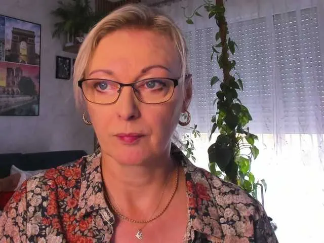 00hottits1991 – webcam model profile photo Image 17