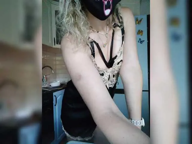 Hanna_Blondee – webcam model profile photo Image 13