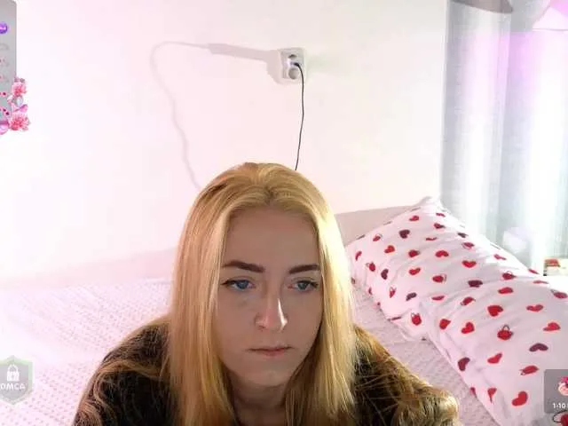 Hotforunow – webcam model profile photo Image 4