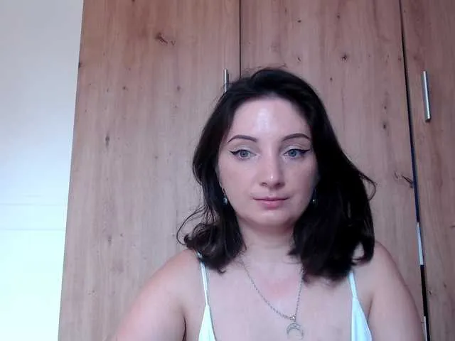 Leysun7 – webcam model profile photo Image 6