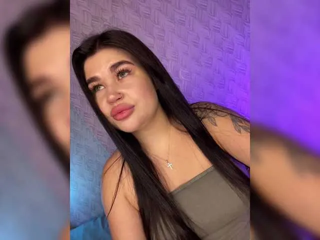 Libely – webcam model profile photo Image 2