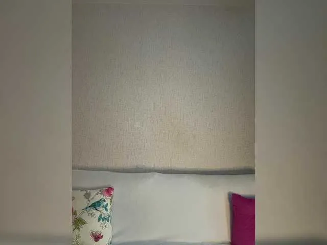 Sexy_Frenchie – webcam model profile photo Image 8