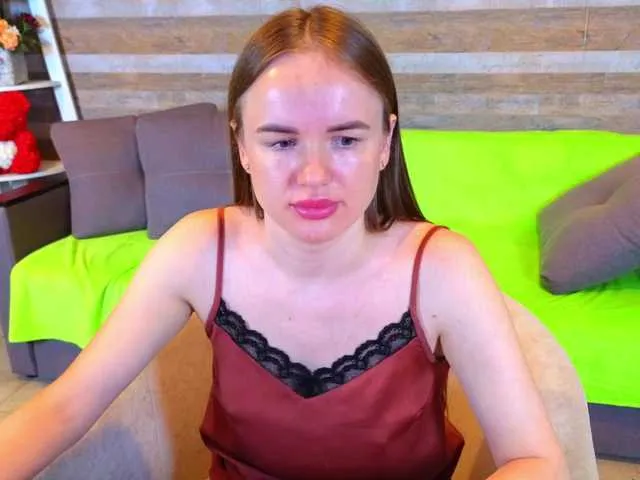 British_EmJess – webcam model profile photo Image 8