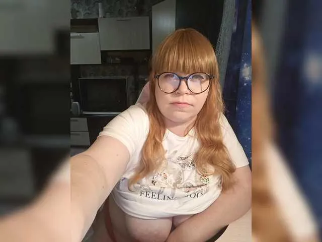 TenderLora – webcam model profile photo Image 15