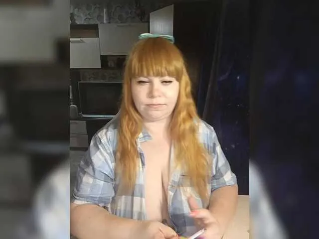 TenderLora – webcam model profile photo Image 5