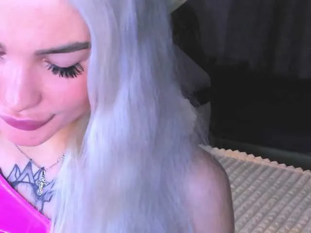 Hanna_Blondee – webcam model profile photo Image 17