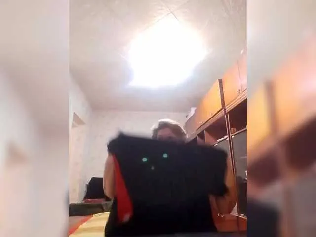 Blonde_sexy21 – webcam model profile photo Image 18