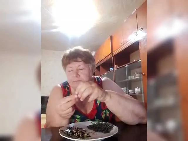 Blonde_sexy21 – webcam model profile photo Image 2