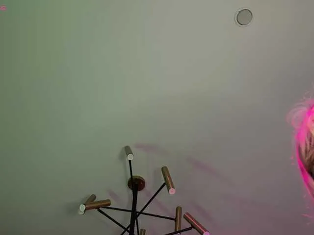 TyleneBuck – webcam model profile photo Image 12